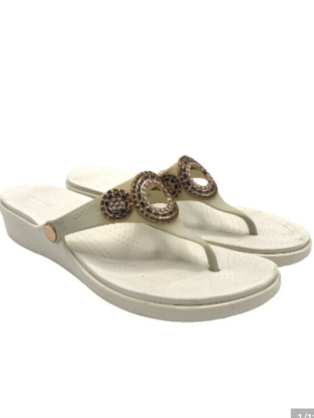 CROCS Sanrah Diamante Wedge Flip Flop Thong Sandal  7 Women White Cream  EUC